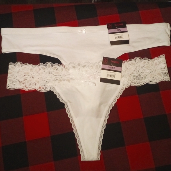 🏖️Thong🏖️ - Picture 1 of 3